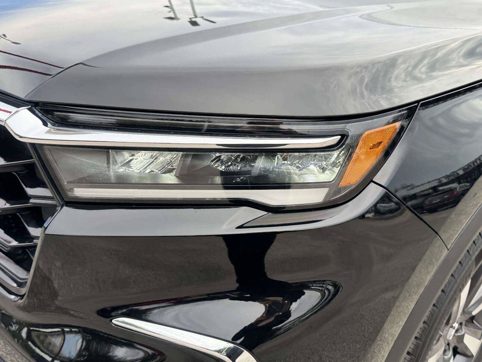 Used 2023 Honda Pilot Touring image 12