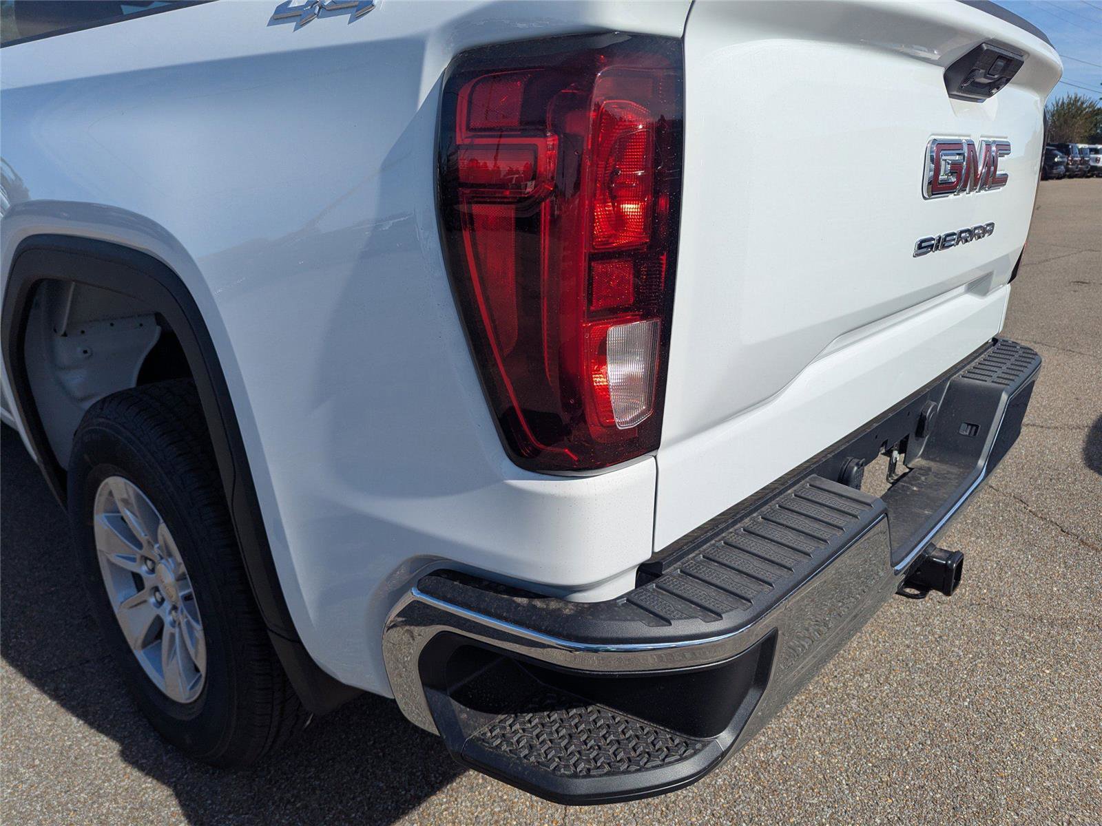 New 2026 GMC Sierra 1500 Pro w/ Pro Value Package AWD/4WD image 12
