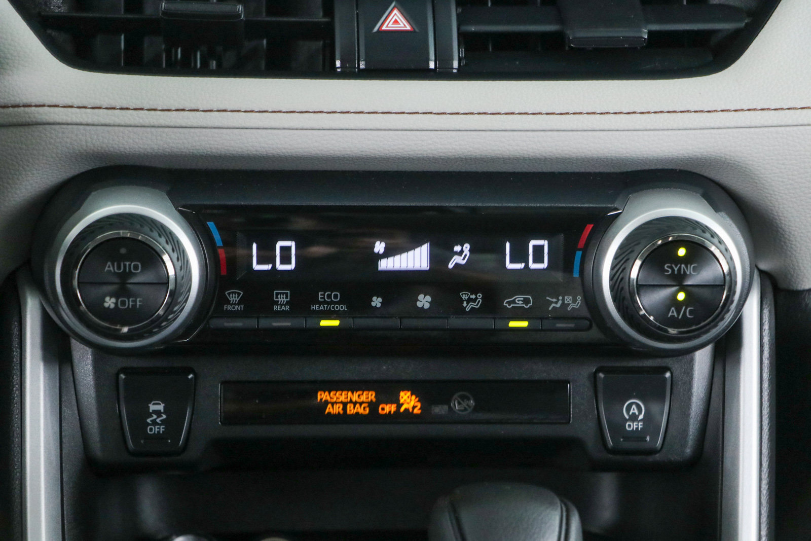 Used 2022 Toyota RAV4 XLE FWD image 20