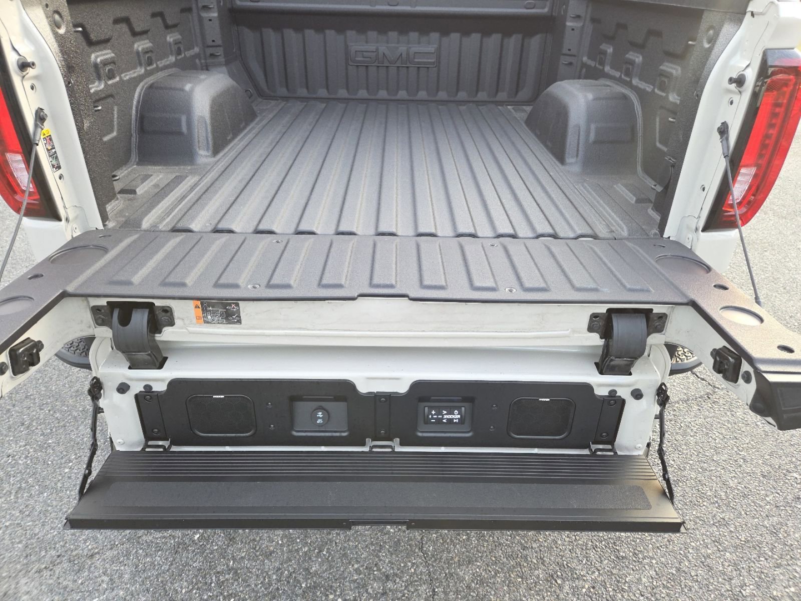 New 2026 GMC Sierra 1500 AT4X image 25