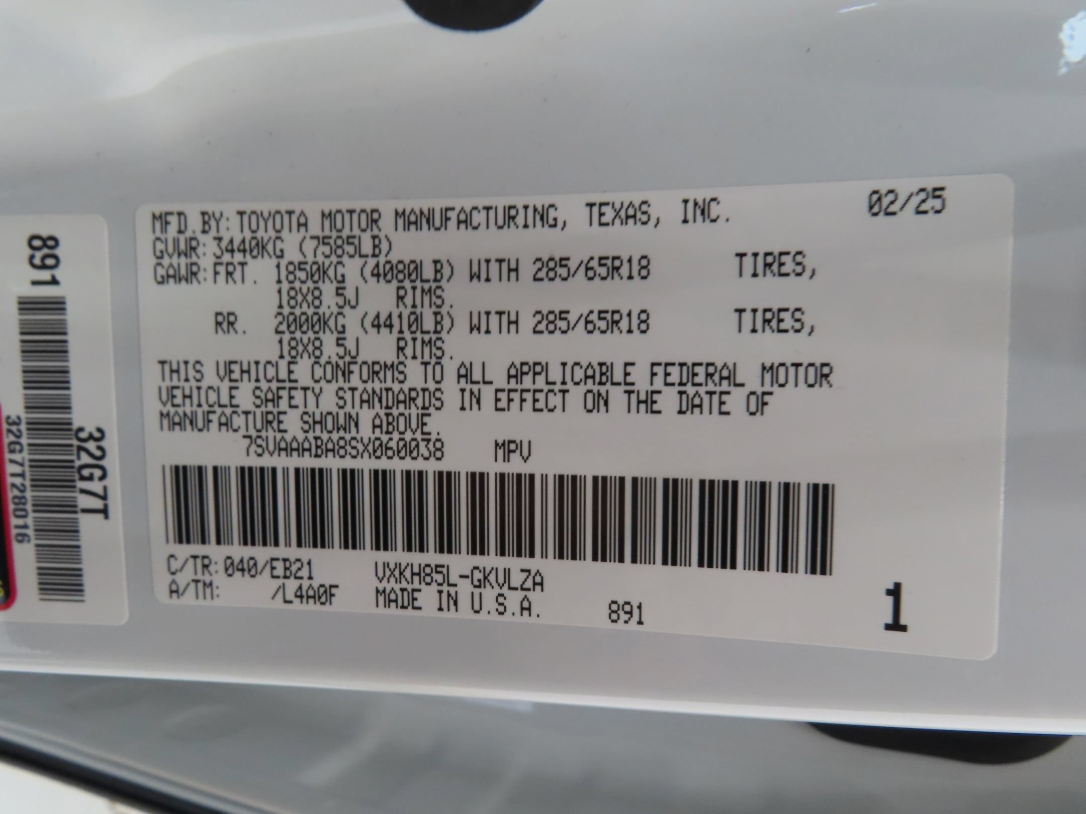 Used 2025 Toyota Sequoia TRD Pro AWD/4WD image 31