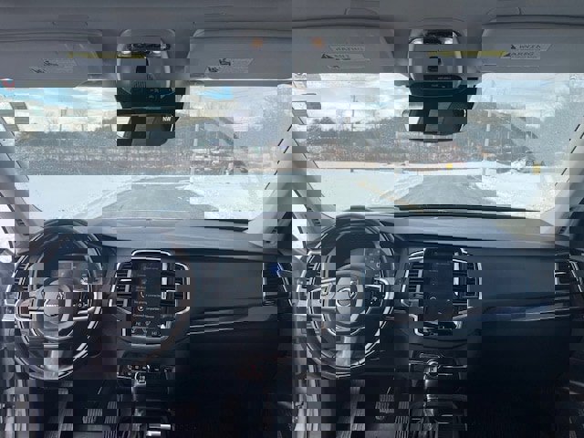 Used 2019 Volvo XC90 T5 Momentum w/ Protection Package image 14