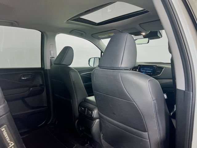 Certified 2024 Honda Ridgeline RTL+ image 9