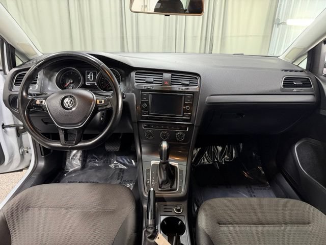 Used 2018 Volkswagen Golf S AWD/4WD image 12
