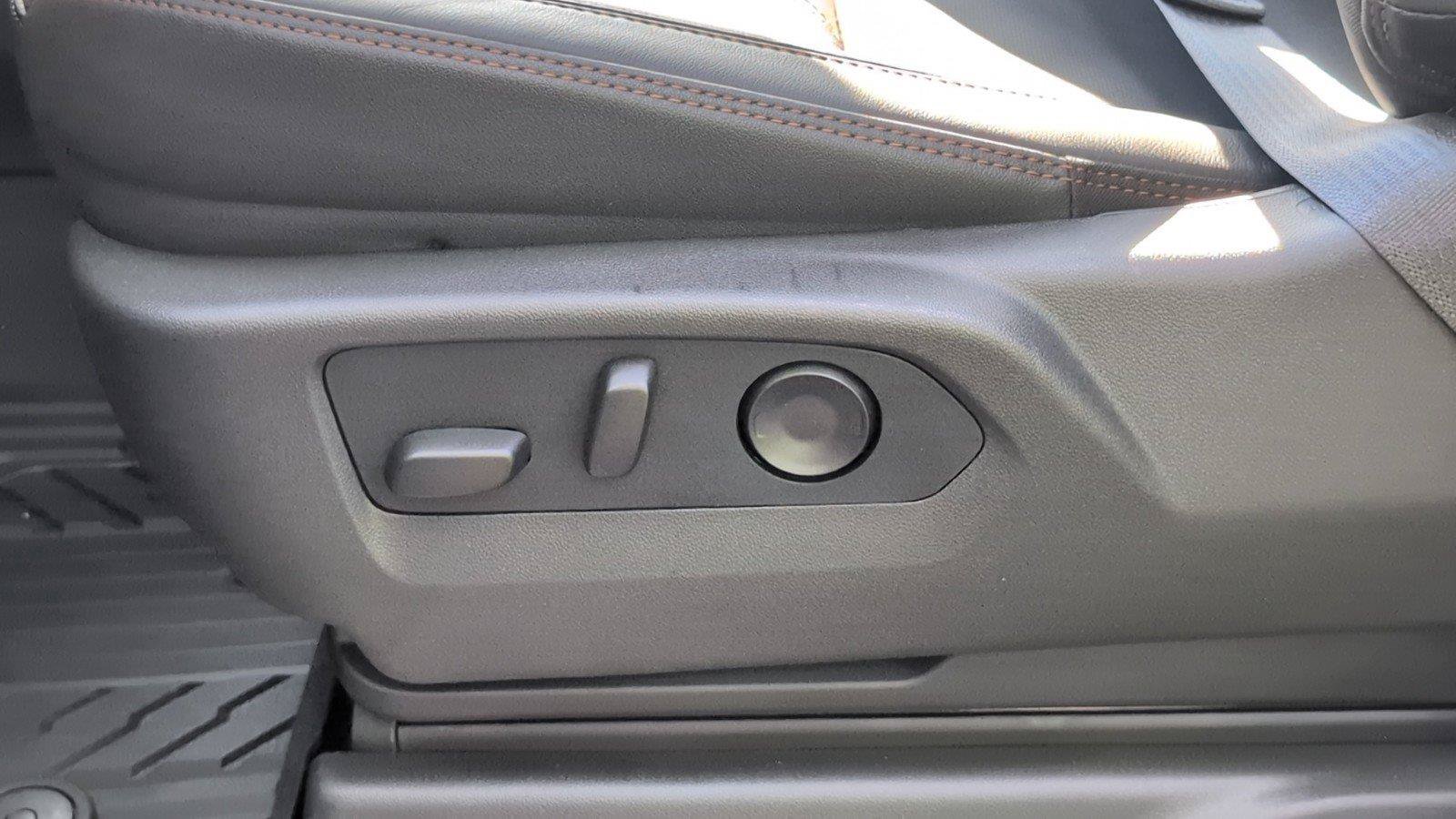 New 2026 GMC Sierra 2500 AT4 w/ AT4 Premium Plus Package AWD/4WD image 18