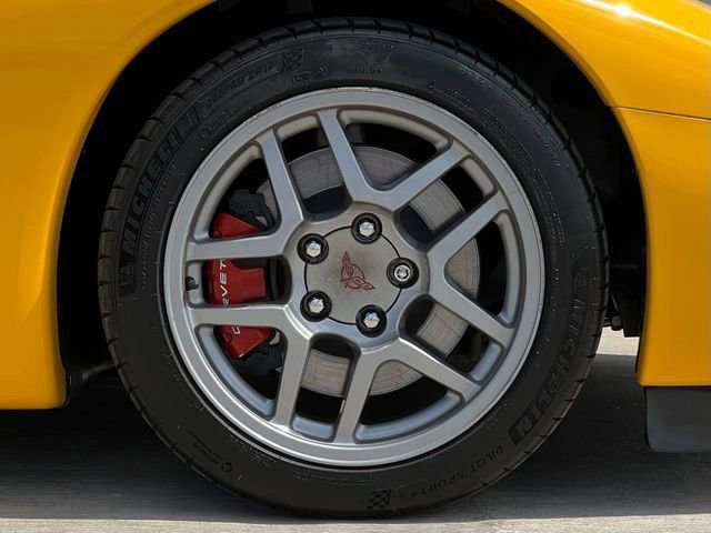 Used 2003 Chevrolet Corvette Z06 w/ Memory Package, 3 Drivers image 87