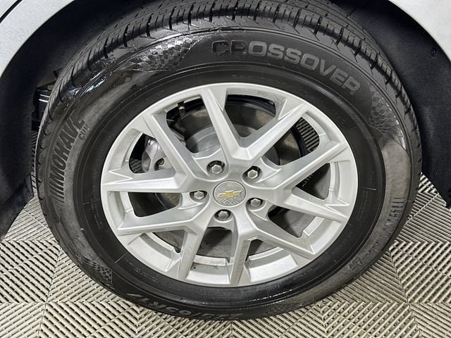 Used 2023 Chevrolet Equinox LT FWD image 34