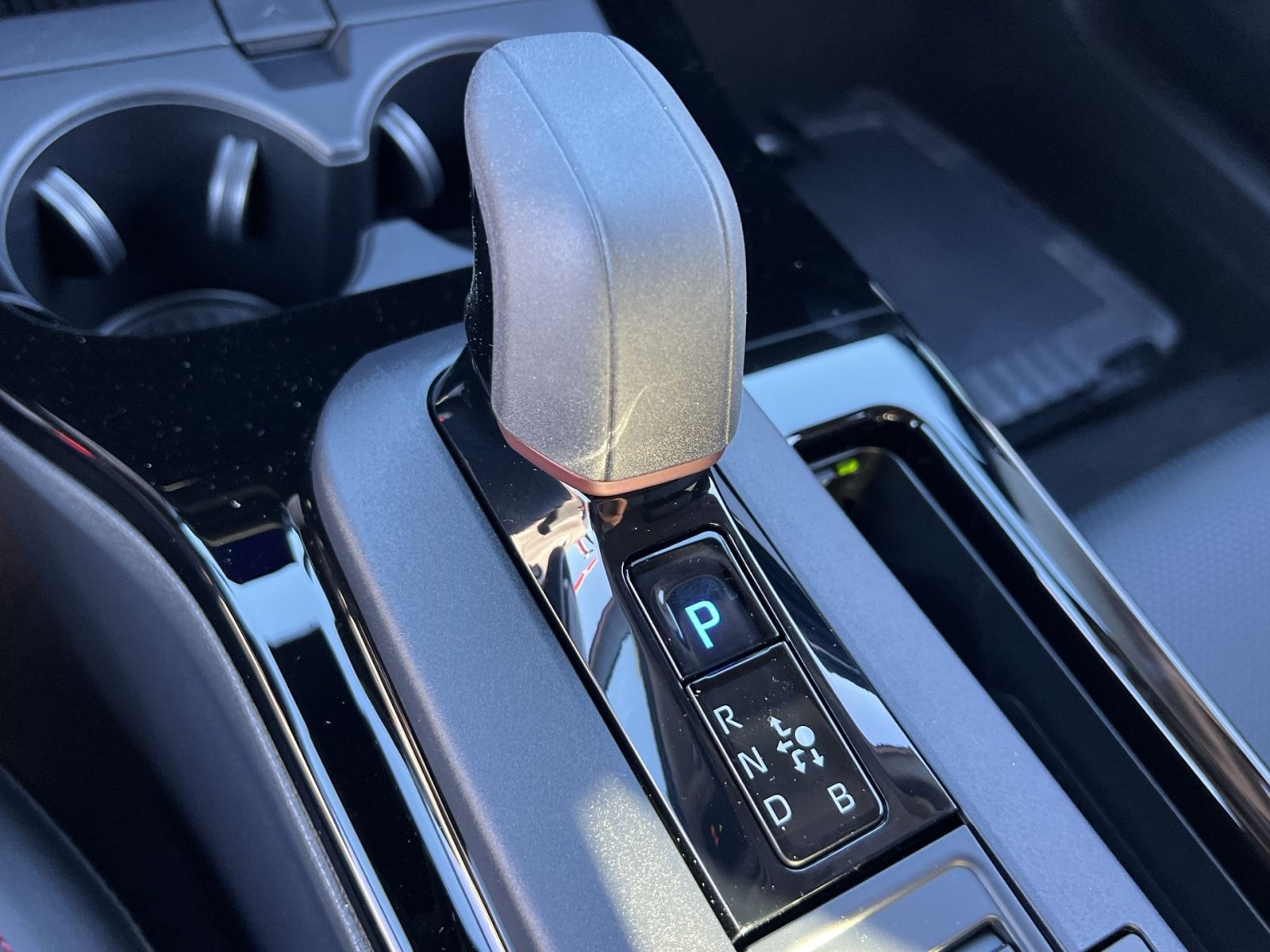 New 2026 Toyota Prius Plug-In Hybrid FWD image 16