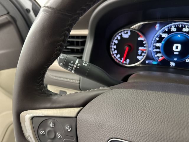 Used 2019 GMC Acadia Denali AWD/4WD image 14