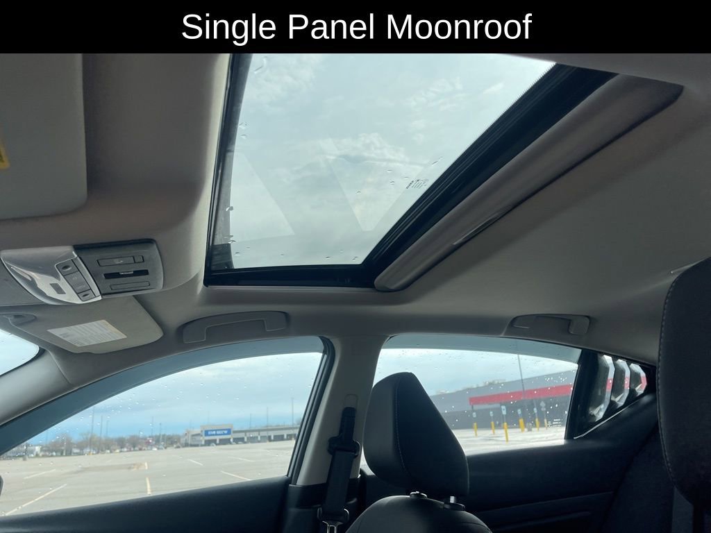 Used 2024 Nissan Altima 2.5 SV w/ SV Premium Package image 17