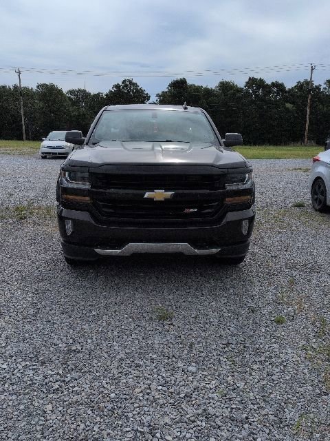 Used 2019 Chevrolet Silverado 1500 LT w/ Texas Edition AWD/4WD image 2