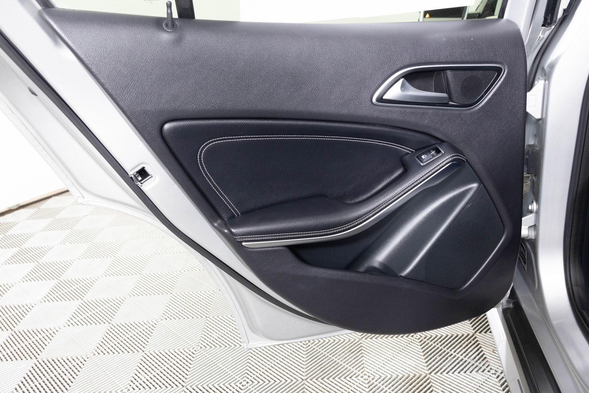 Used 2016 Mercedes-Benz GLA 250 GLA 250 image 28