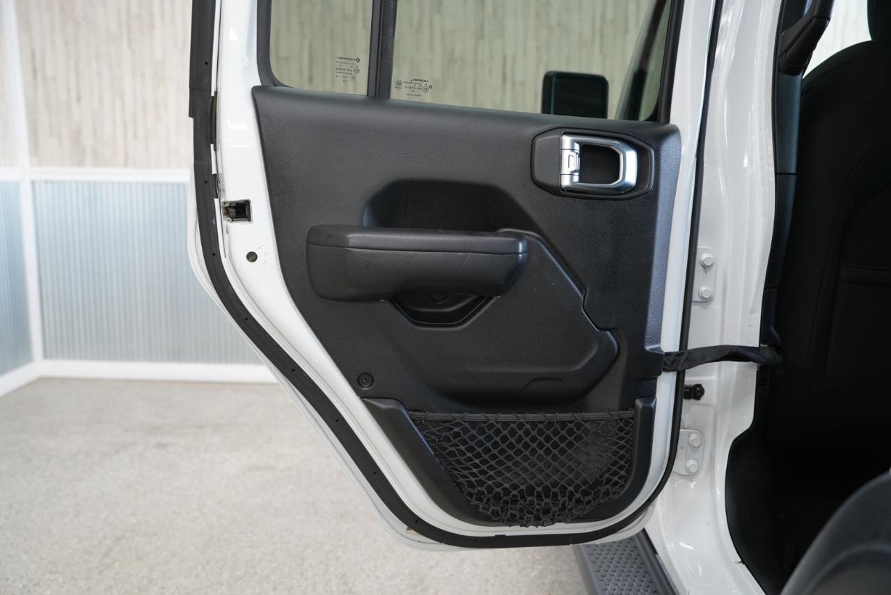 Used 2018 Jeep Wrangler Unlimited Sport S image 36