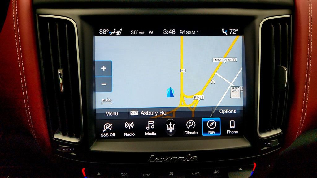 Used 2019 Maserati Levante GranLusso image 20