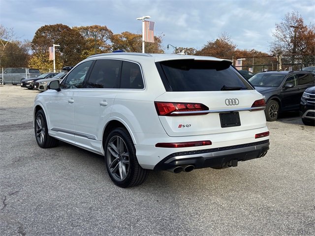Used 2025 Audi SQ7 Prestige w/ Prestige Package image 8