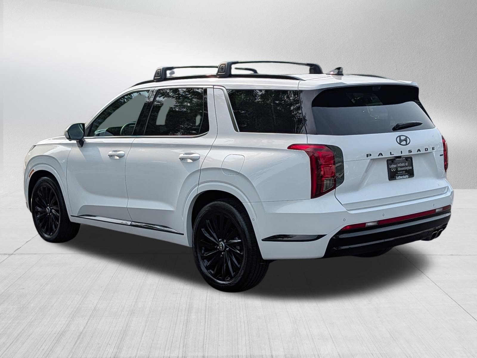 Used 2025 Hyundai Palisade Calligraphy AWD/4WD image 5