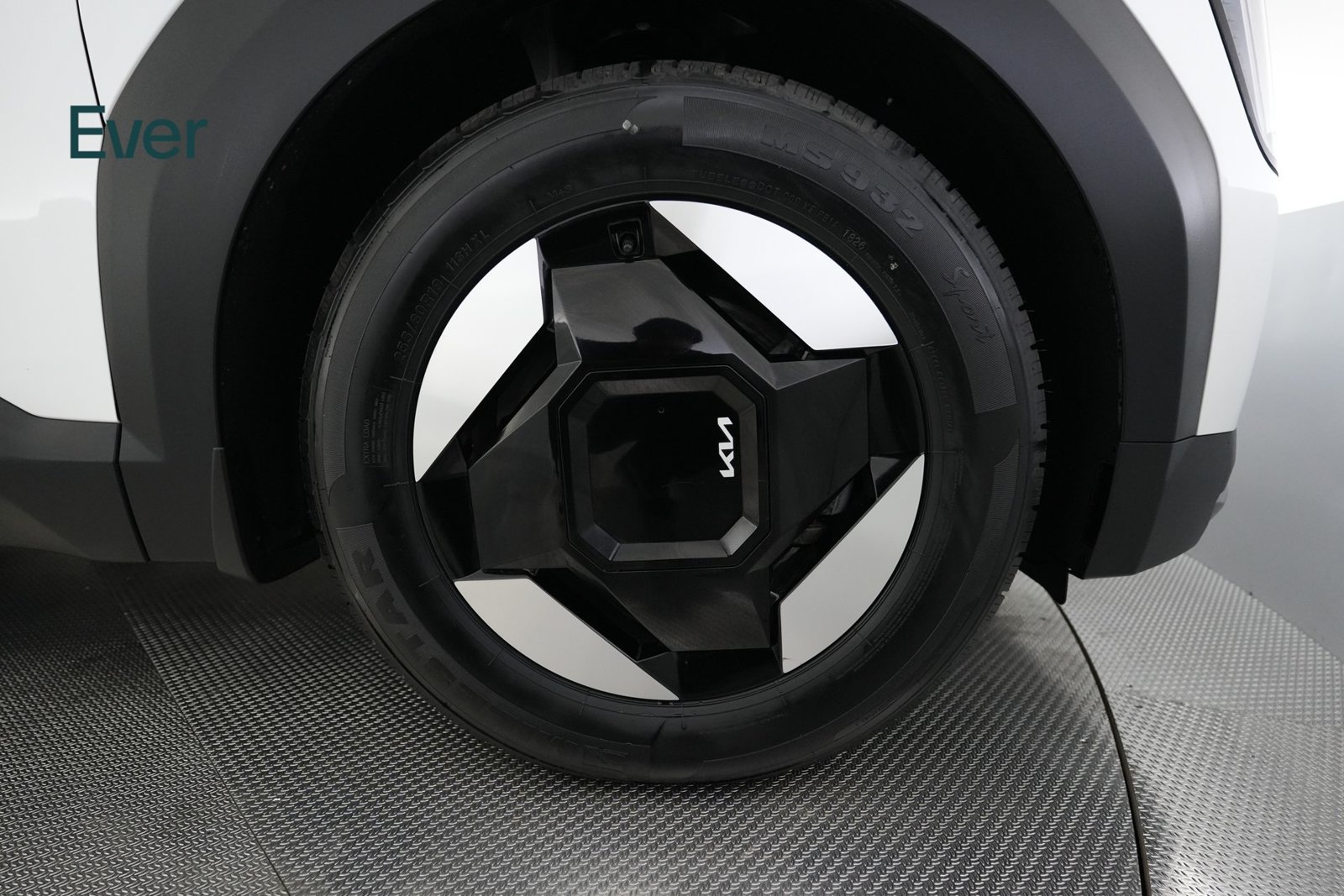 Used 2024 Kia EV9 Light Long Range RWD image 20