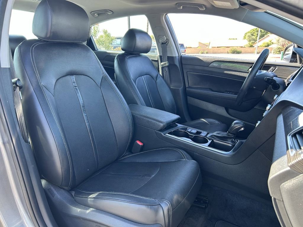 Used 2018 Hyundai Sonata Limited FWD image 12