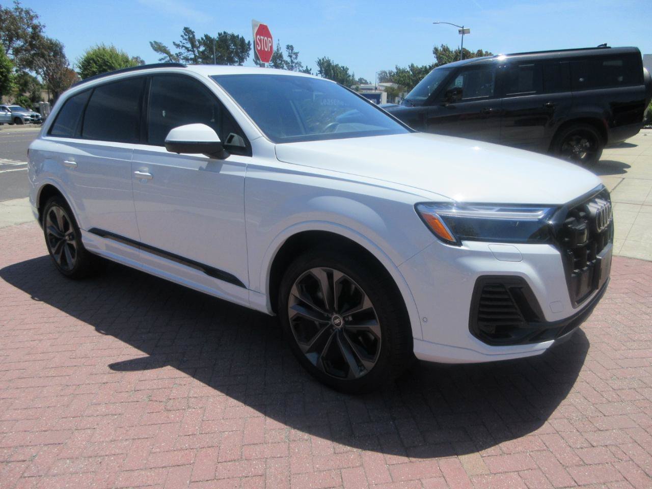 Used 2025 Audi Q7 3.0T Premium Plus w/ Premium Plus Package AWD/4WD image 92