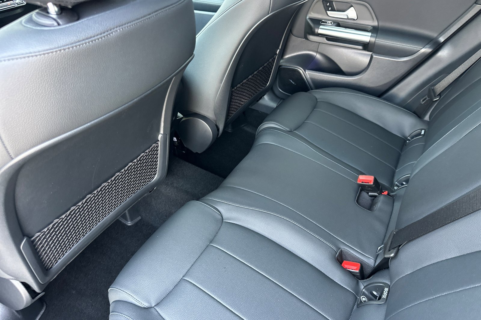 New 2025 Mercedes-Benz GLA 250 image 12