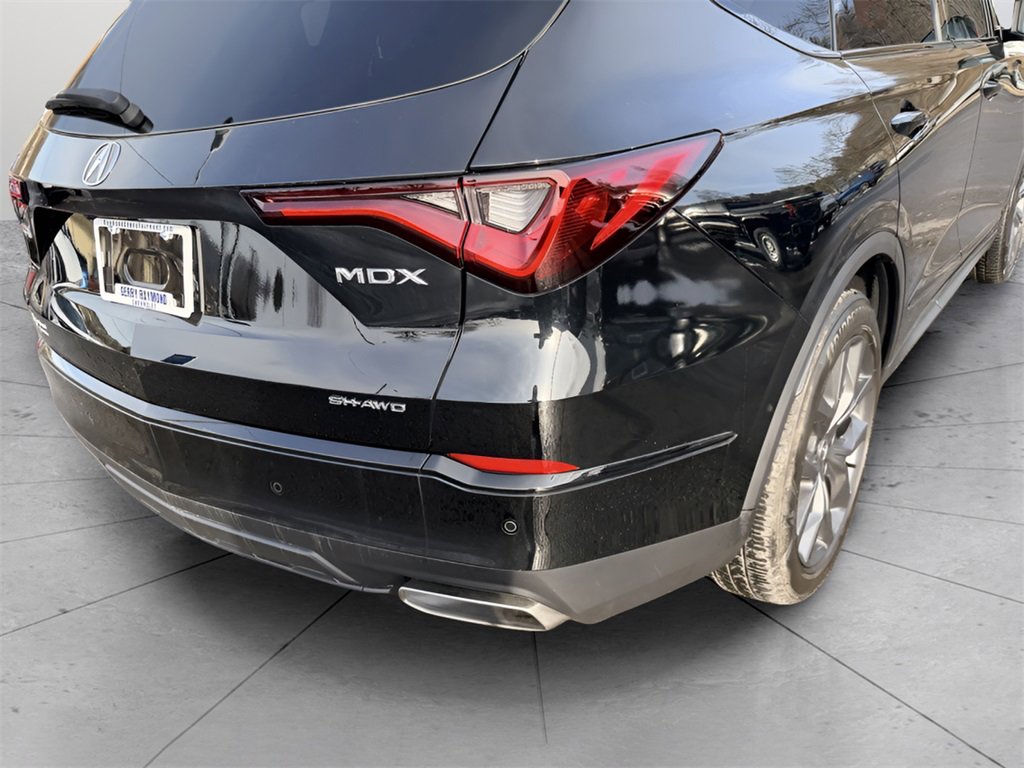 Used 2023 Acura MDX A-Spec image 7