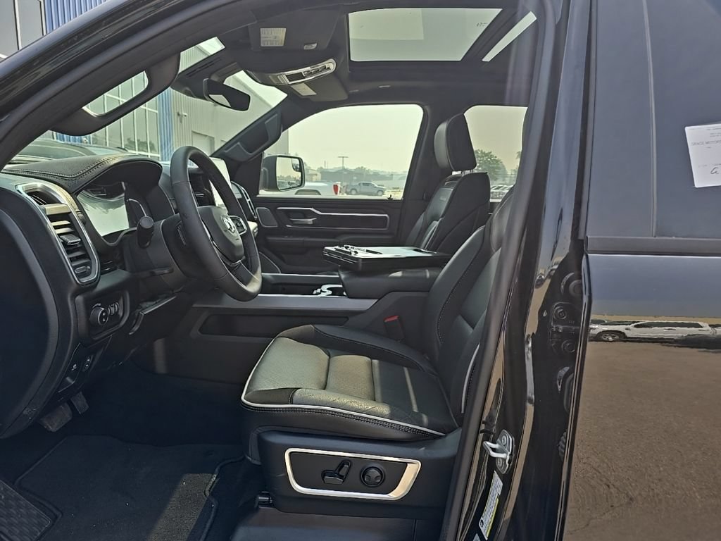 Used 2026 RAM 1500 Laramie w/ Night Edition AWD/4WD image 13