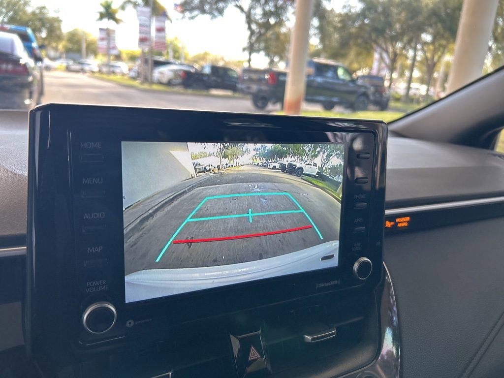 Used 2022 Toyota Corolla SE image 9