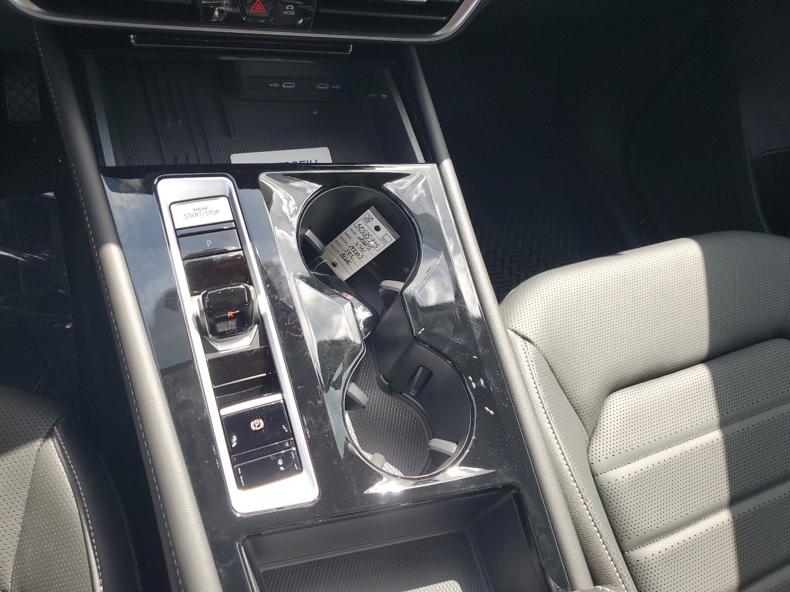 New 2025 Volkswagen Atlas SEL image 27