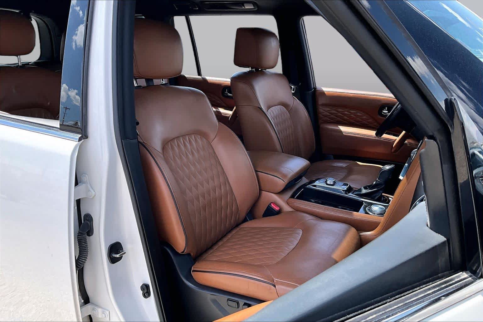 Used 2022 INFINITI QX80 Sensory w/ Cargo Package AWD/4WD image 9
