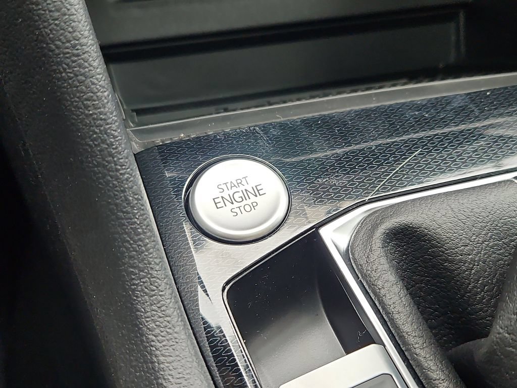 New 2026 Volkswagen Taos SE AWD/4WD image 15