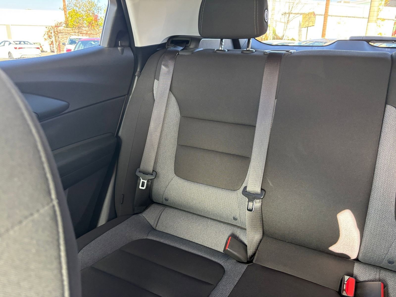 Used 2025 Chevrolet TrailBlazer LT image 37