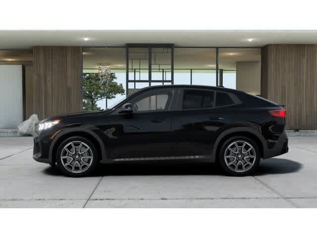 New 2026 BMW X2 xDrive28i AWD/4WD image 4