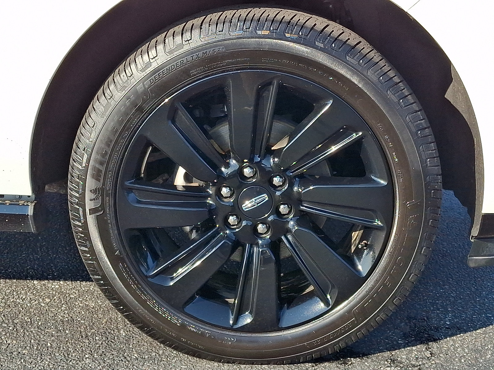 Used 2022 Lincoln Navigator Reserve w/ Monochromatic Package AWD/4WD image 8