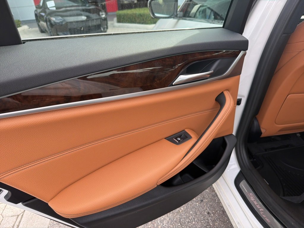 Used 2019 BMW 540i xDrive w/ Convenience Package image 11