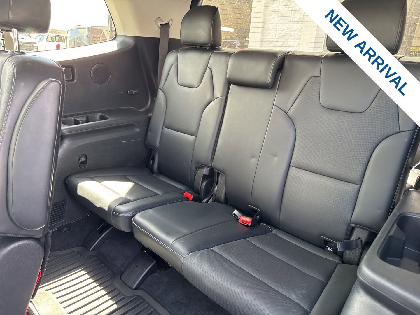 Used 2022 Kia Telluride SX w/ SX Prestige Package image 16