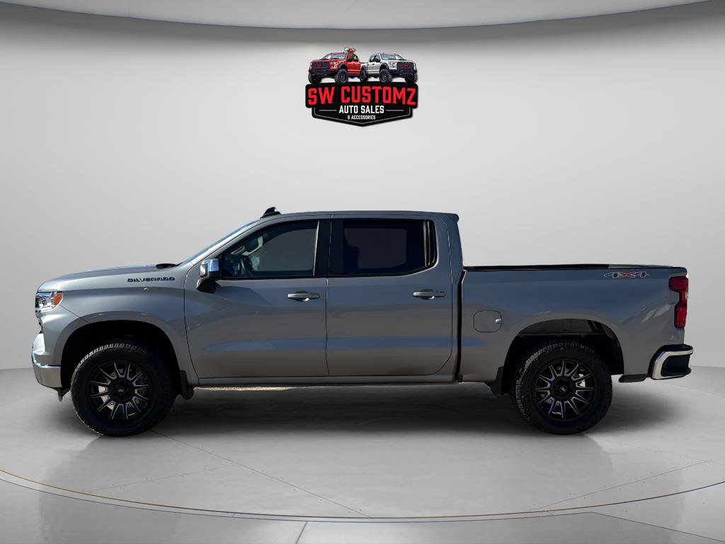 Used 2025 Chevrolet Silverado 1500 LT image 4