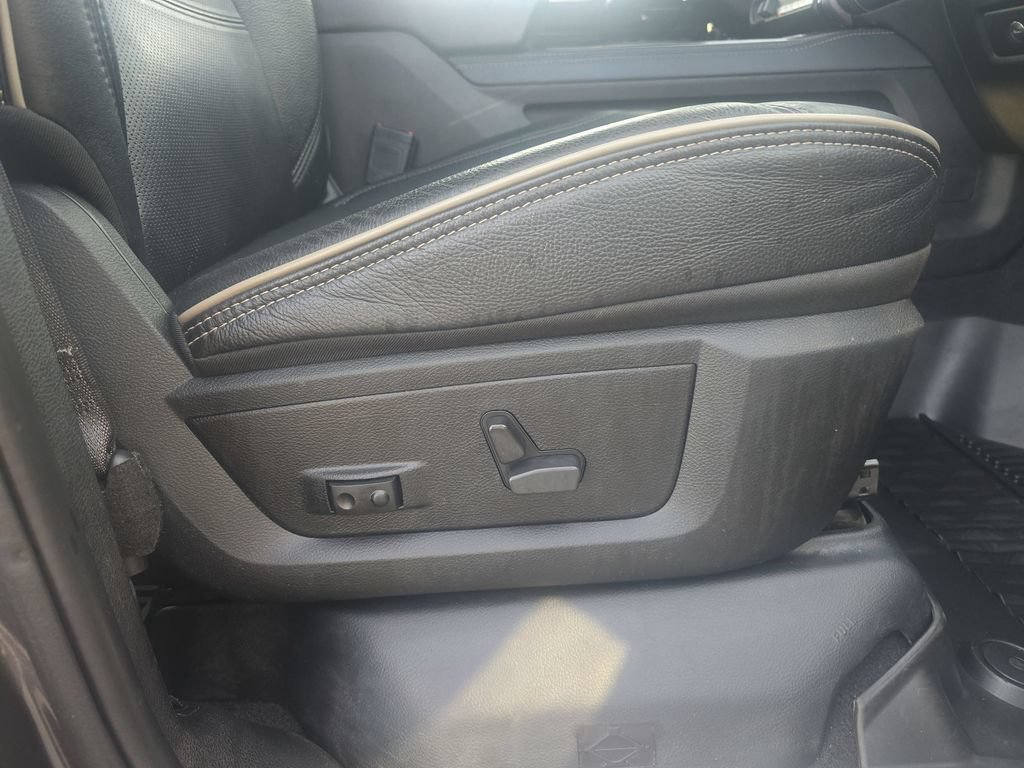 Used 2022 RAM 2500 Limited AWD/4WD image 32
