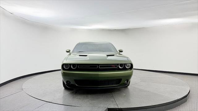 Used 2018 Dodge Challenger R/T w/ Performance Handling Group RWD image 9