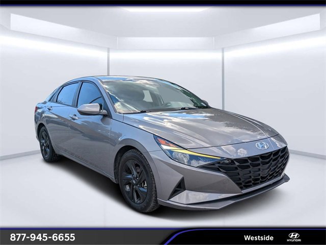 Used 2022 Hyundai Elantra SEL w/ Preferred Accessory Package