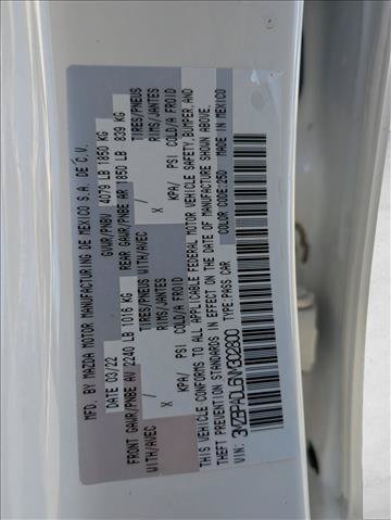 Used 2022 MAZDA MAZDA3 s FWD image 25