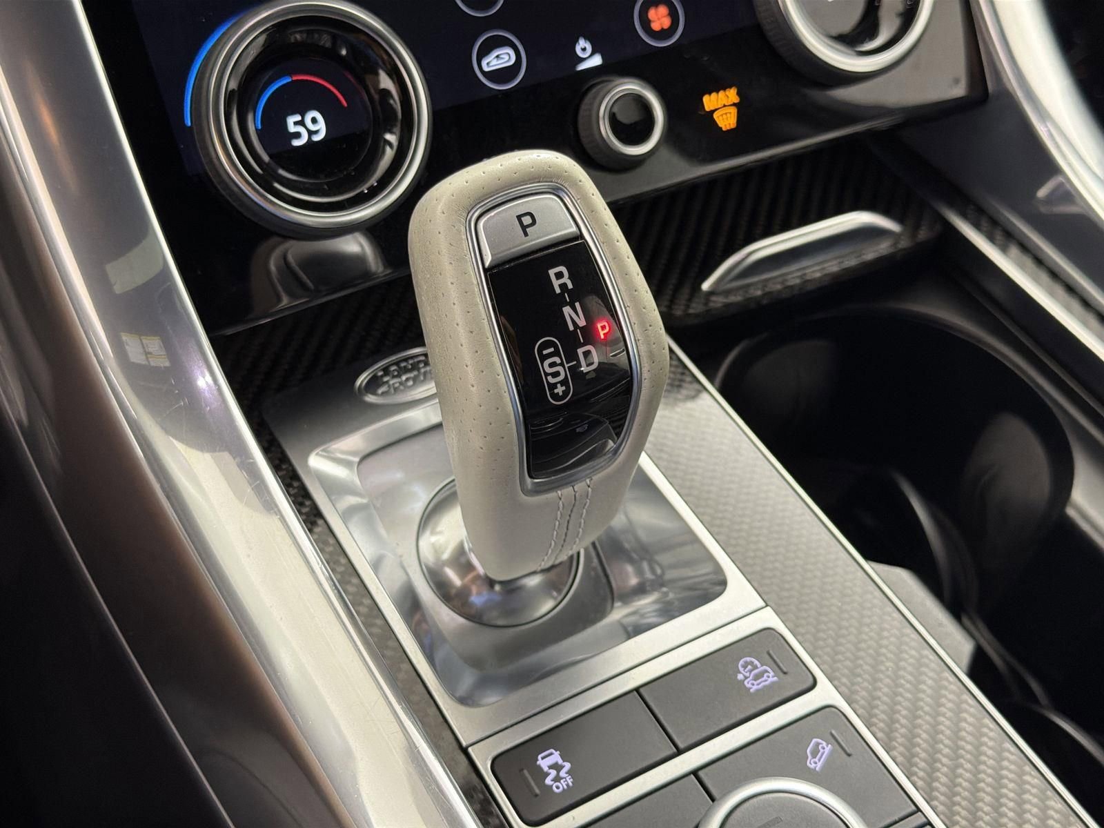 Used 2022 Land Rover Range Rover Sport SVR image 16