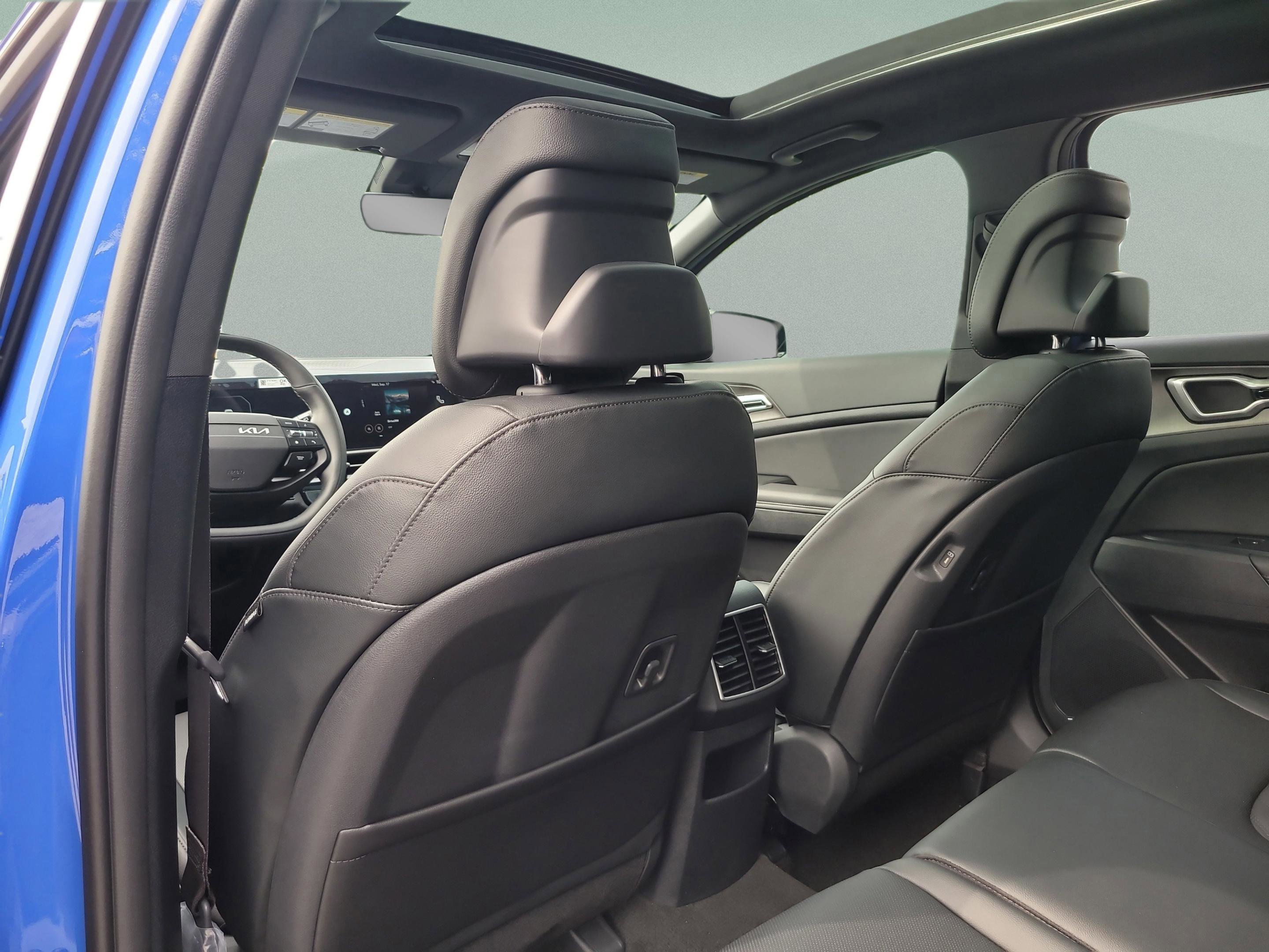 New 2026 Kia Sportage X-Line w/ X-Line Technology Package image 25