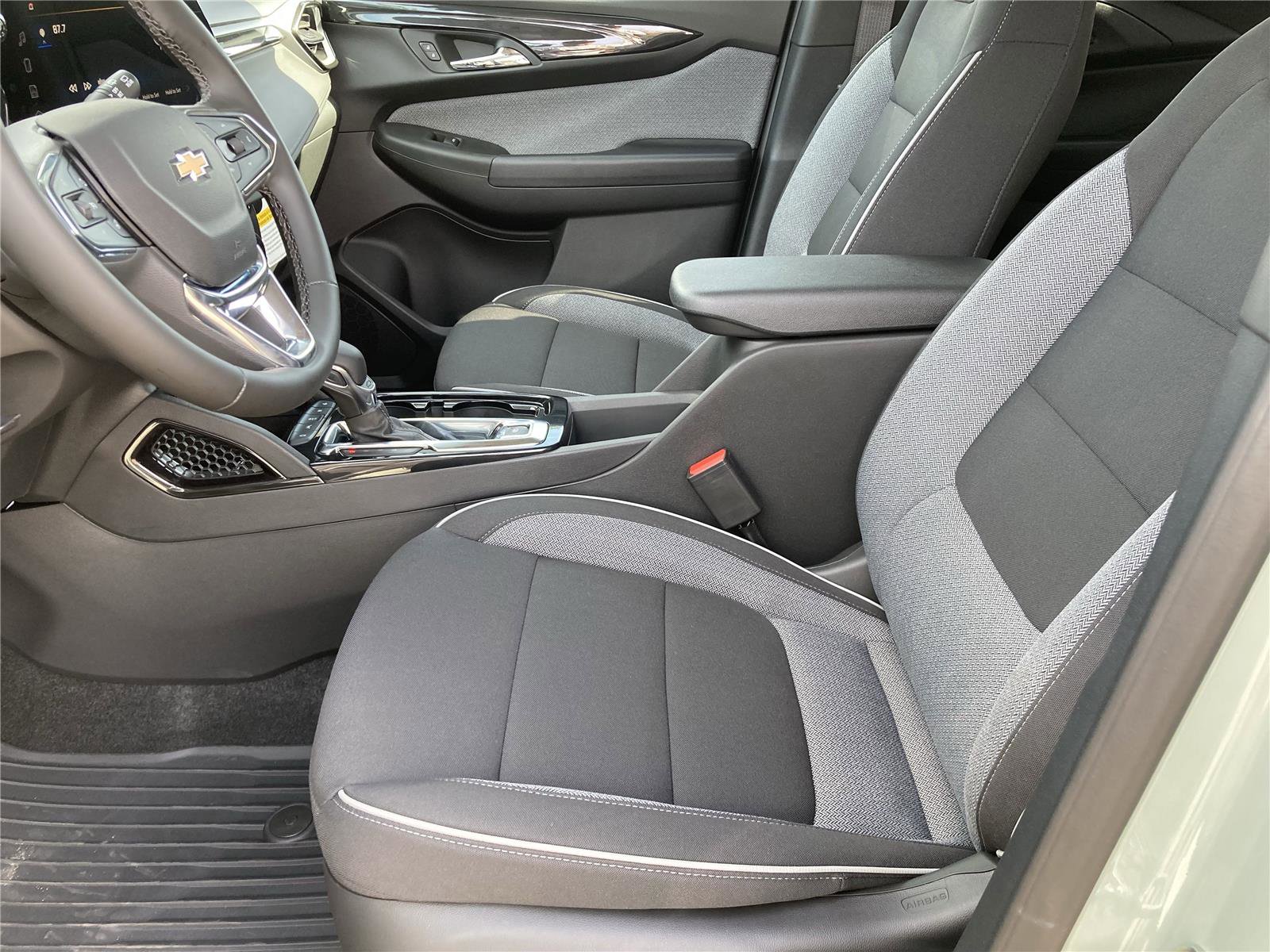 New 2026 Chevrolet TrailBlazer LT w/ Convenience Package image 26