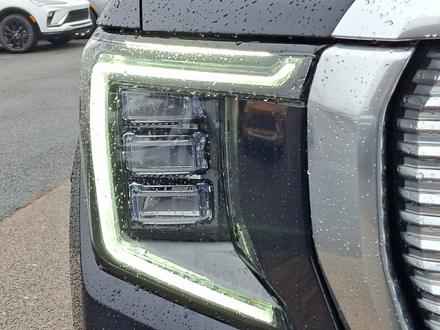 Certified 2023 GMC Yukon Denali w/ Max Trailering Package image 9