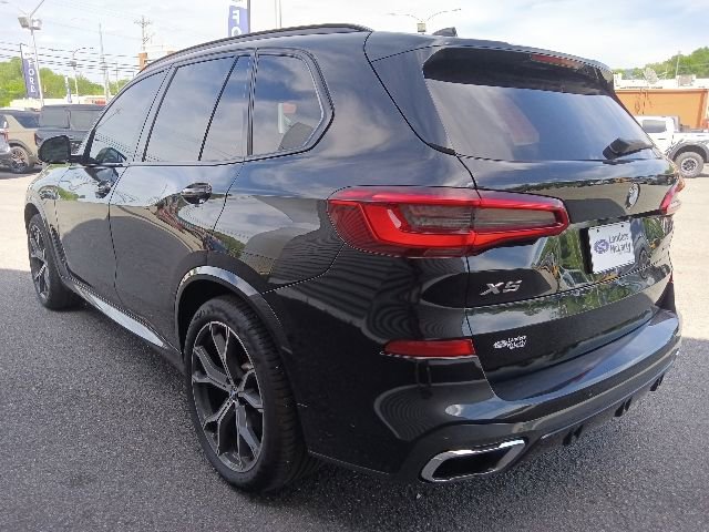 Used 2019 BMW X5 xDrive50i w/ M Sport Package AWD/4WD image 5