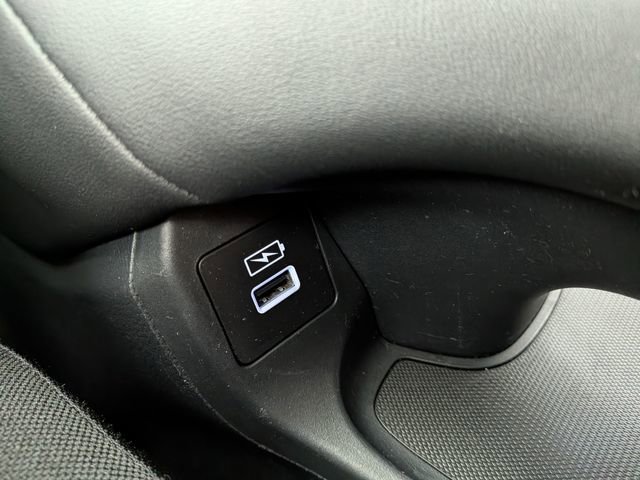 Used 2023 Honda HR-V LX image 9