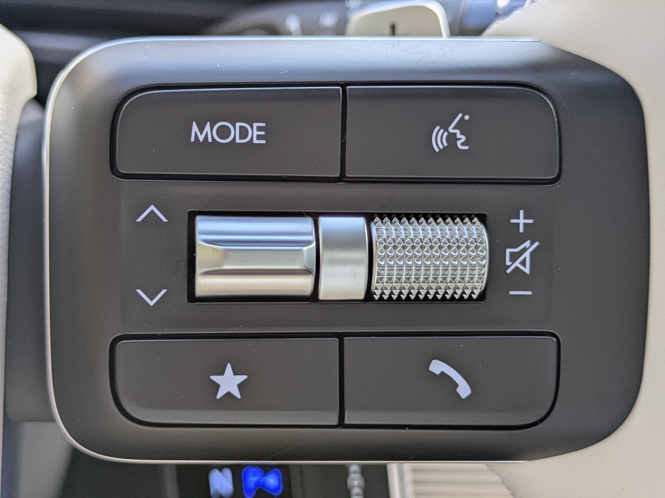 New 2026 Hyundai Santa Fe SE image 28