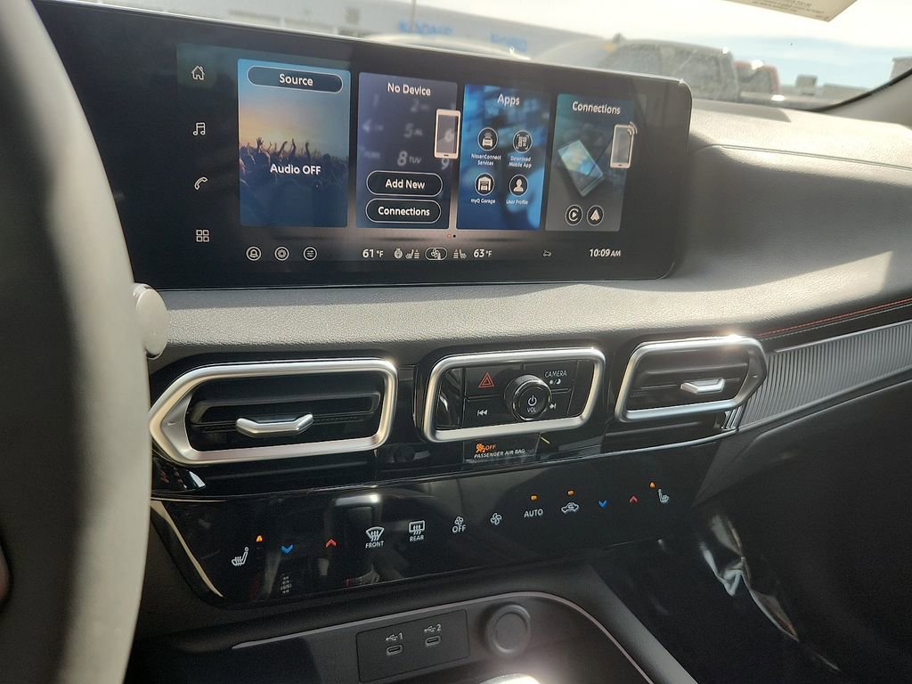 New 2026 Nissan Sentra SR FWD image 8