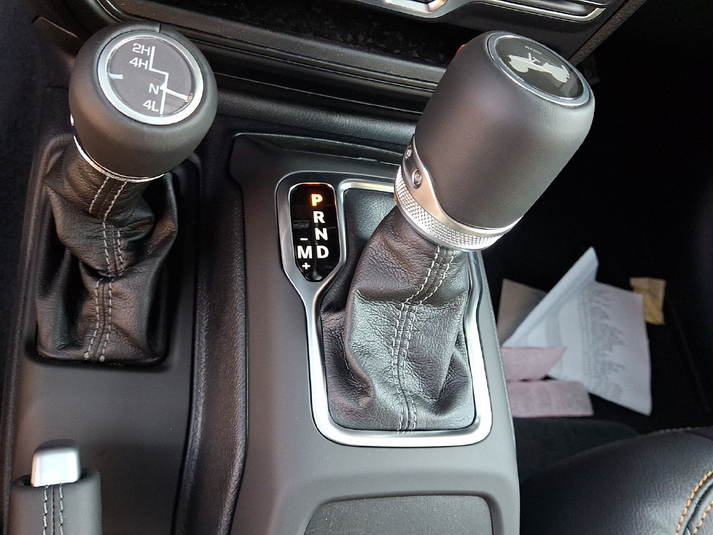New 2027 Jeep Wrangler Unlimited Sahara AWD/4WD image 16