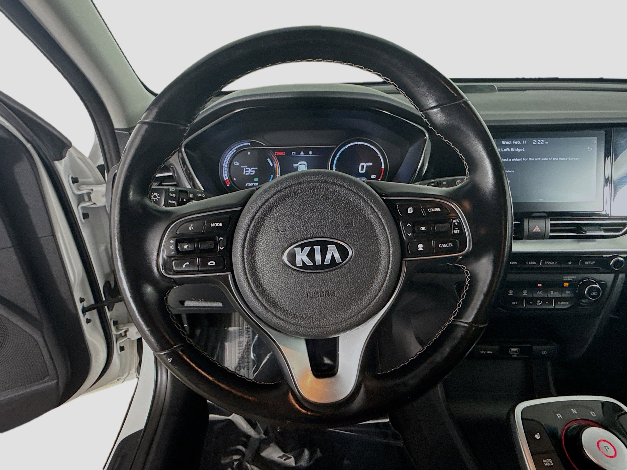 Used 2020 Kia Niro EX w/ Cold Weather Package image 13